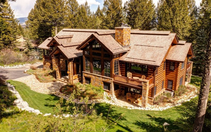 Book a slopeside Jackson Hole rental