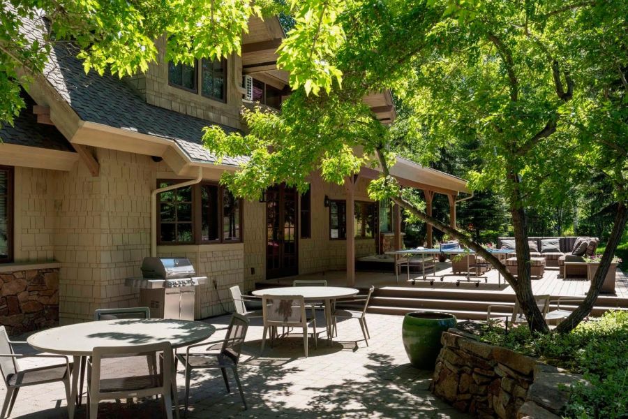 The gorgeous exterior of a Bigwood Golf, Sun Valley vacation rental The gorgeous exterior of a Bigwood Golf, Sun Valley vacation rental