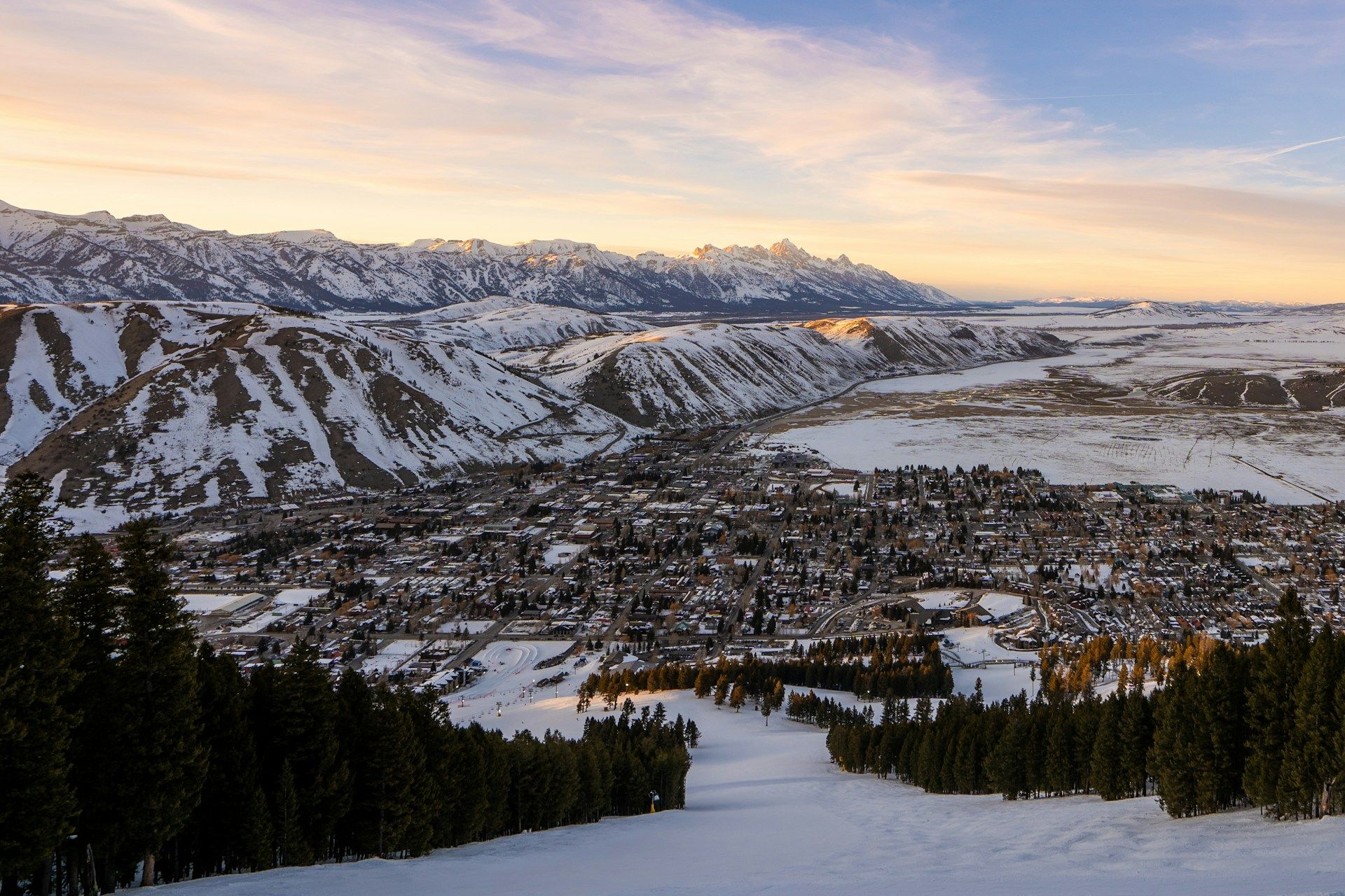 Top Christmas Activities and Attractions in Jackson Hole Featured Image