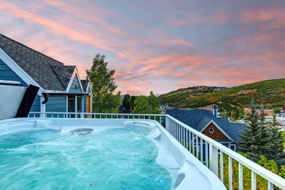 Abode on Woodside - Abode Luxury Rentals