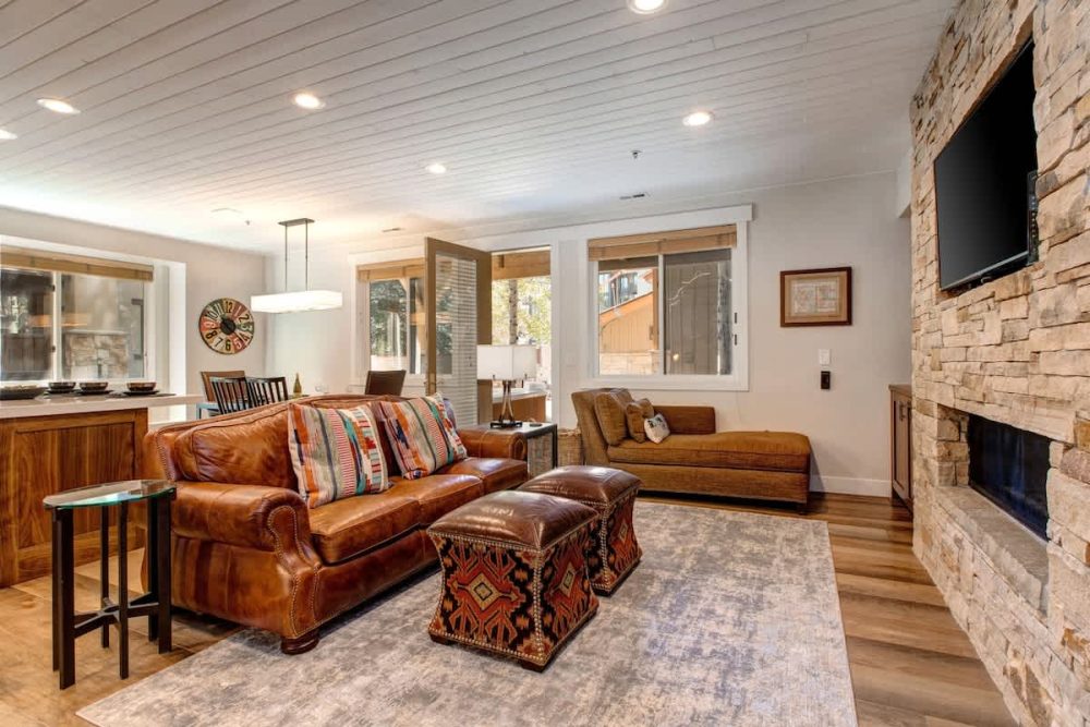 Abode at Black Bear 152 | Bright Family Condo in Heart of DV's Silver Lake Village, Private Hot Tub: vacation rental in Deer Valley, Park City
